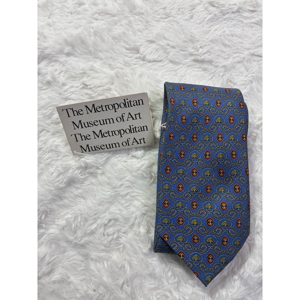 Metropolitan Museum of Art Mens Silk Tie Blue Floral Medallion MMA Museum Shop